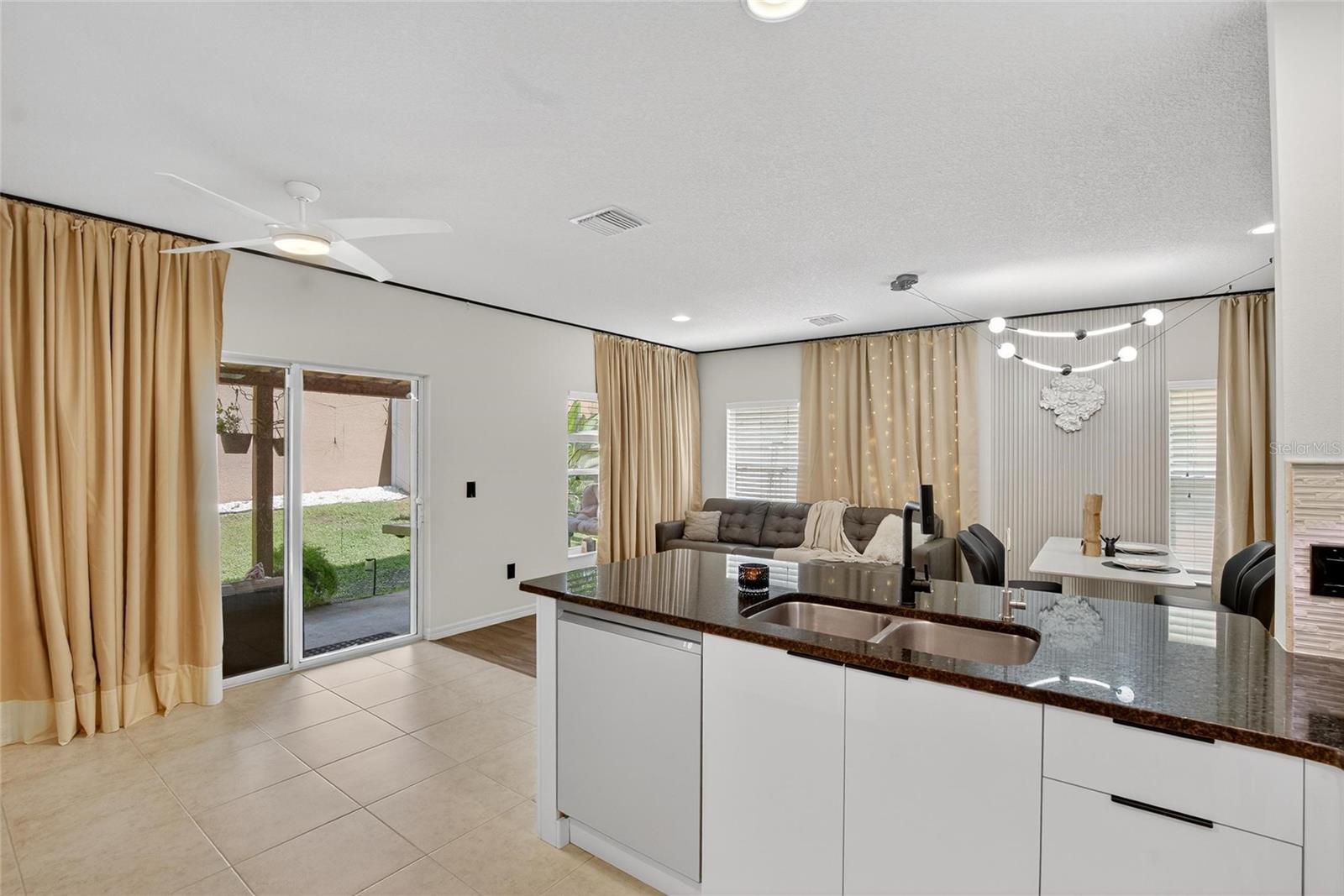 Image 9 of 63 For 1819 Sommarie Way