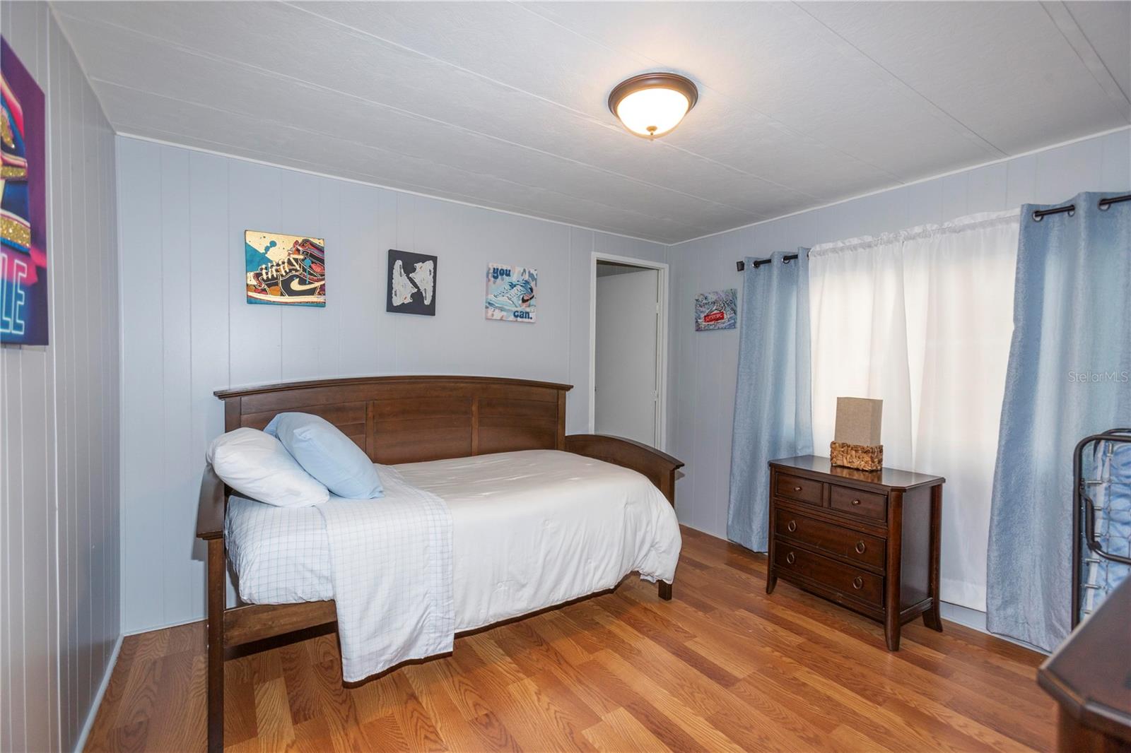 Image 12 of 26 For 4153 Richmond Avenue