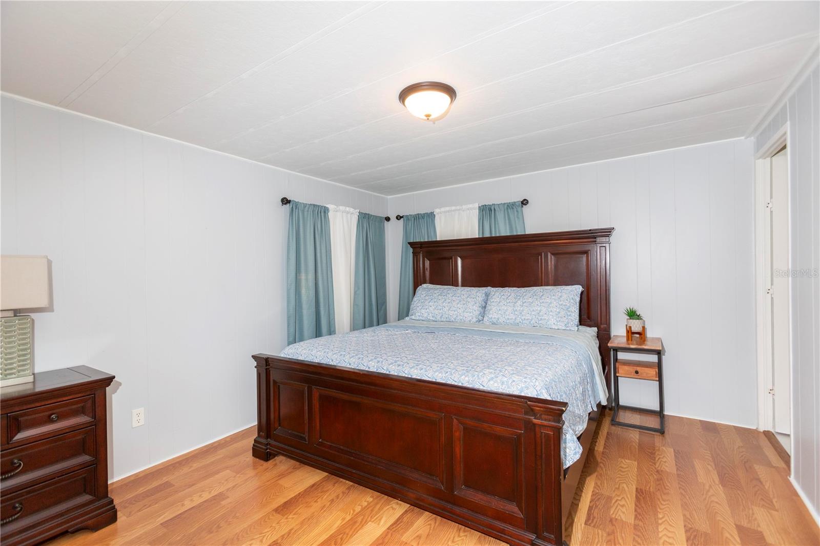 Image 14 of 26 For 4153 Richmond Avenue