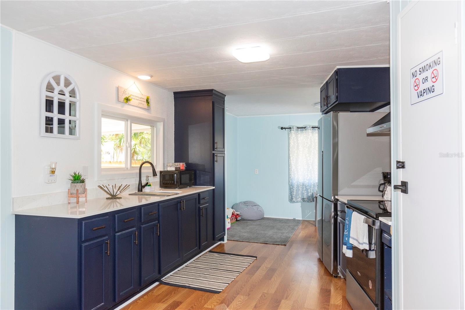 Image 9 of 26 For 4153 Richmond Avenue
