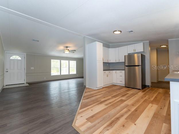 Image 5 of 21 For 12816 Midvale Avenue
