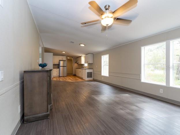 Image 8 of 21 For 12816 Midvale Avenue