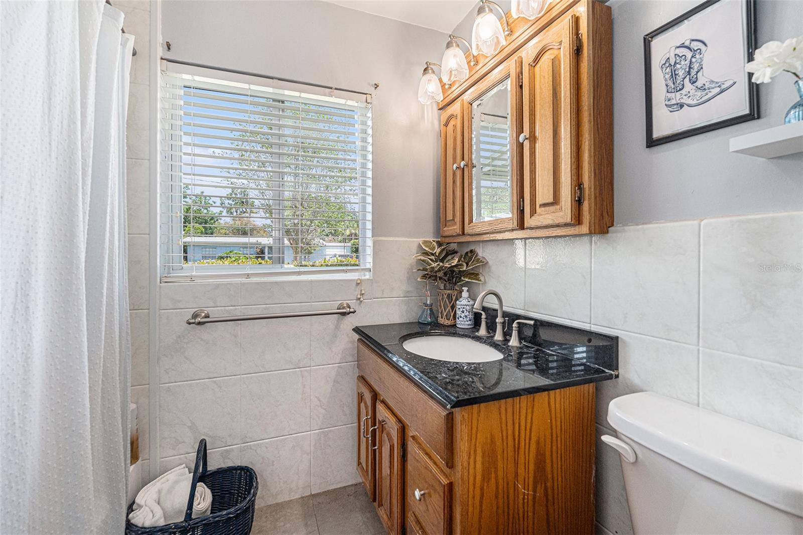 Image 21 of 27 For 4307 Thatcher Avenue