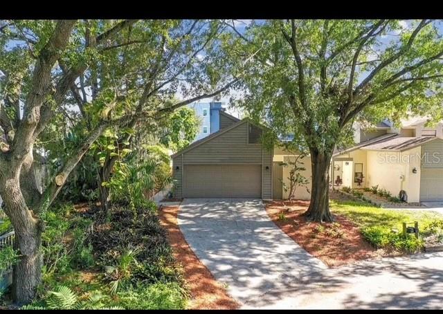 Details for 13713 Lazy Oak Drive 13713, TAMPA, FL 33613
