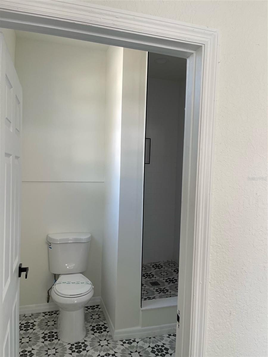 Image 10 of 19 For 3726 19th Street N