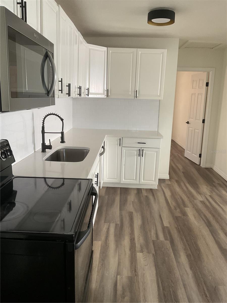 Image 13 of 19 For 3726 19th Street N