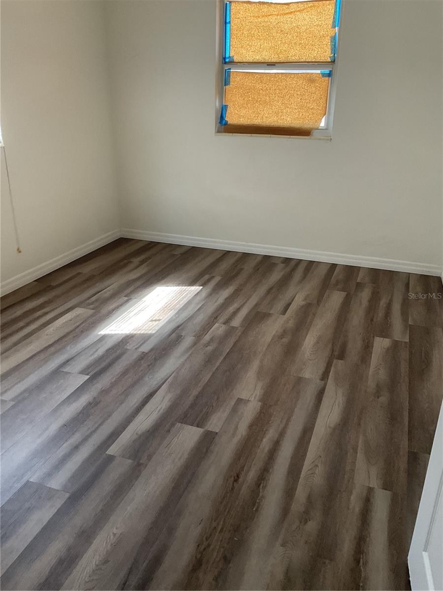 Image 15 of 19 For 3726 19th Street N