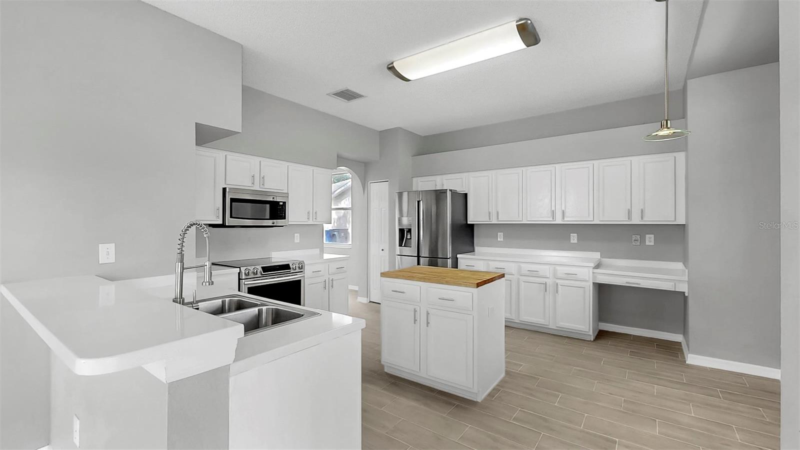 Image 9 of 55 For 11208 Sailbrooke Drive