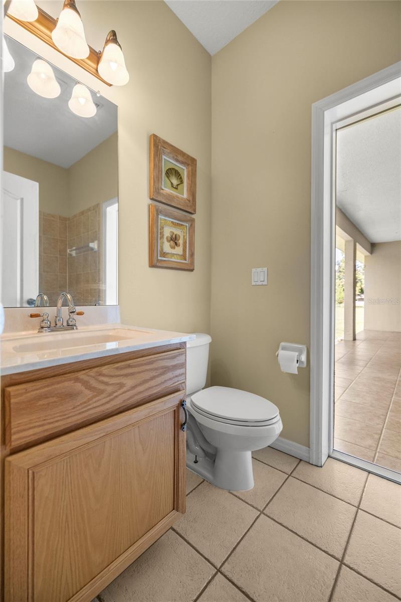 Listing photo id 56 for 10264 Springtree Lane