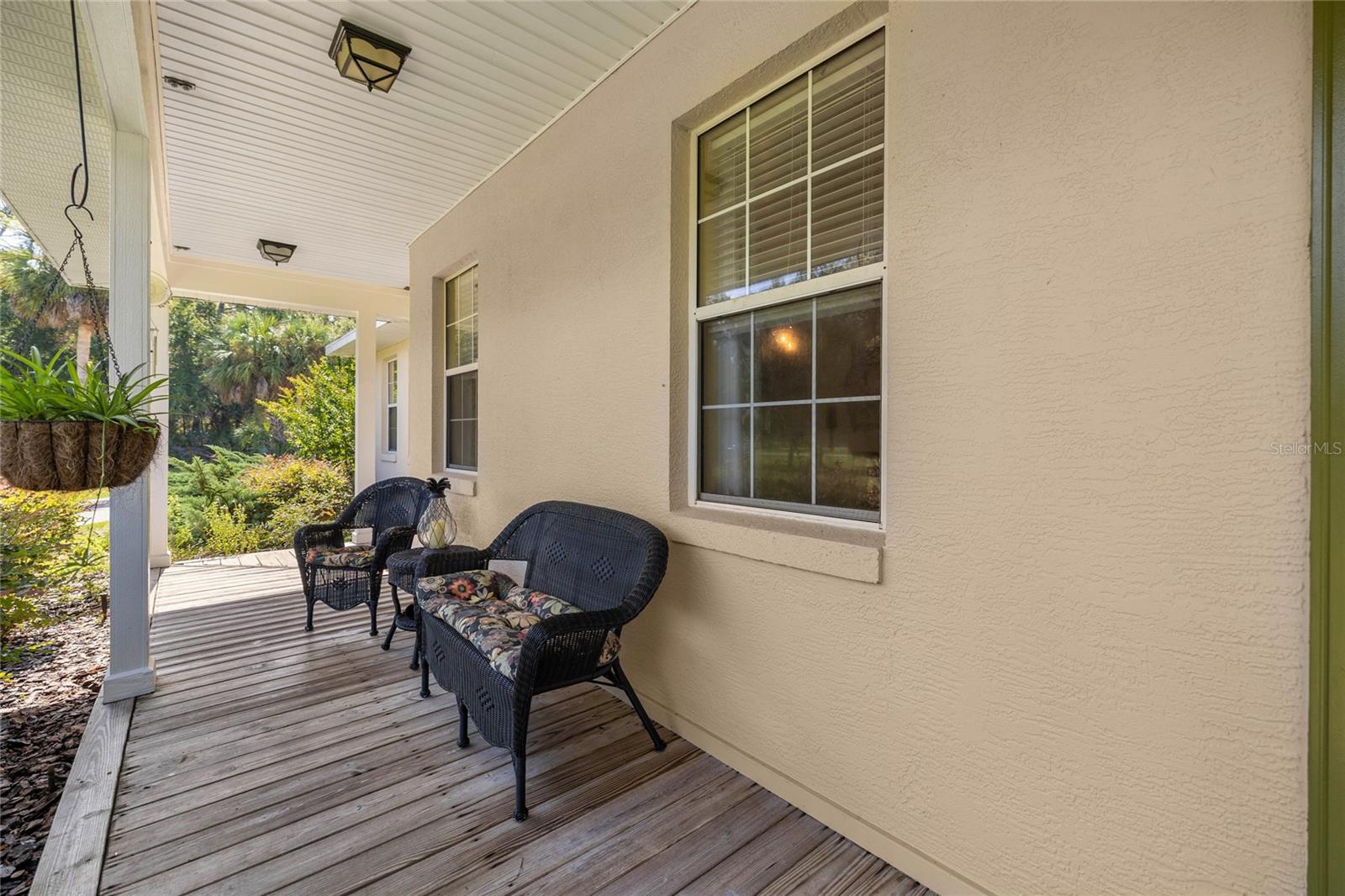 Listing photo id 58 for 10264 Springtree Lane