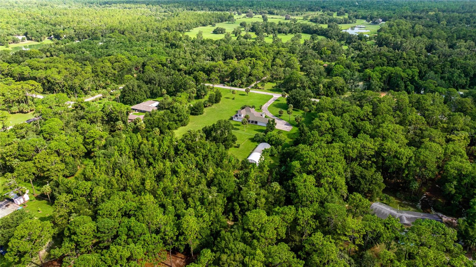 Listing photo id 69 for 10264 Springtree Lane