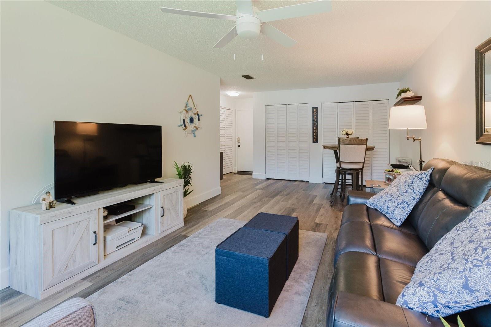 Image 6 of 65 For 2700 Bayshore Boulevard 5102