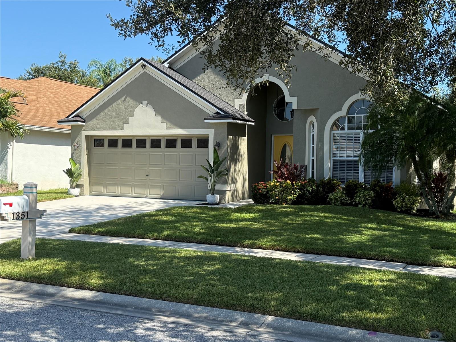 Listing photo id 23 for 1351 Crimson Clover Lane