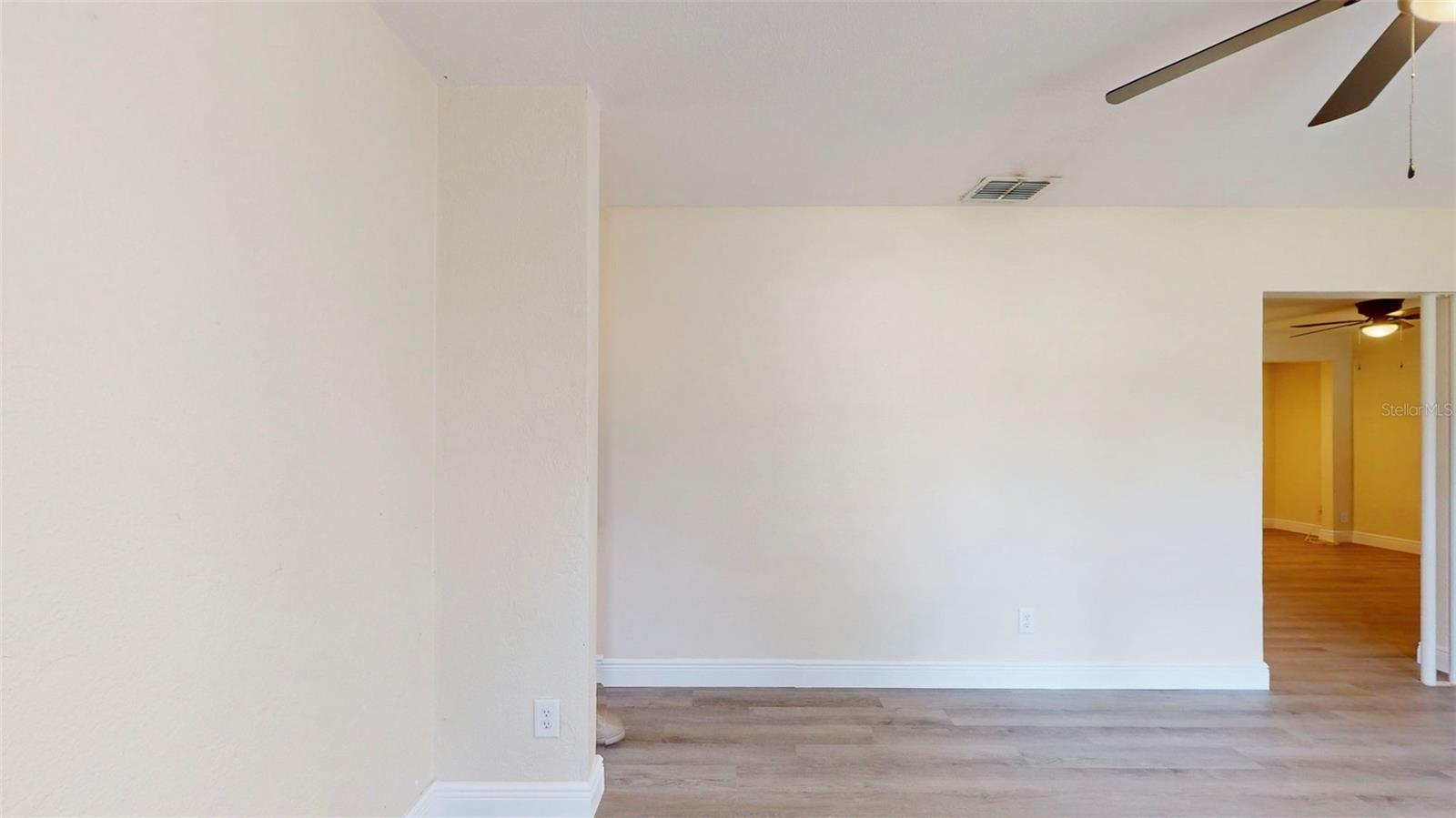 Image 12 of 47 For 635 62nd Avenue S