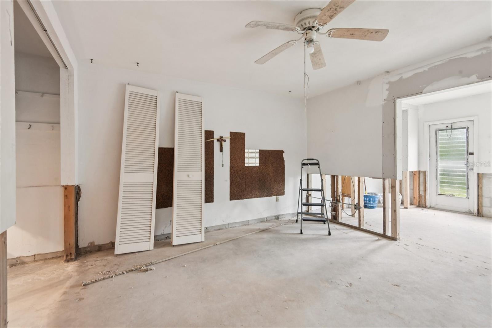 Image 13 of 39 For 4565 Duhme Road 103