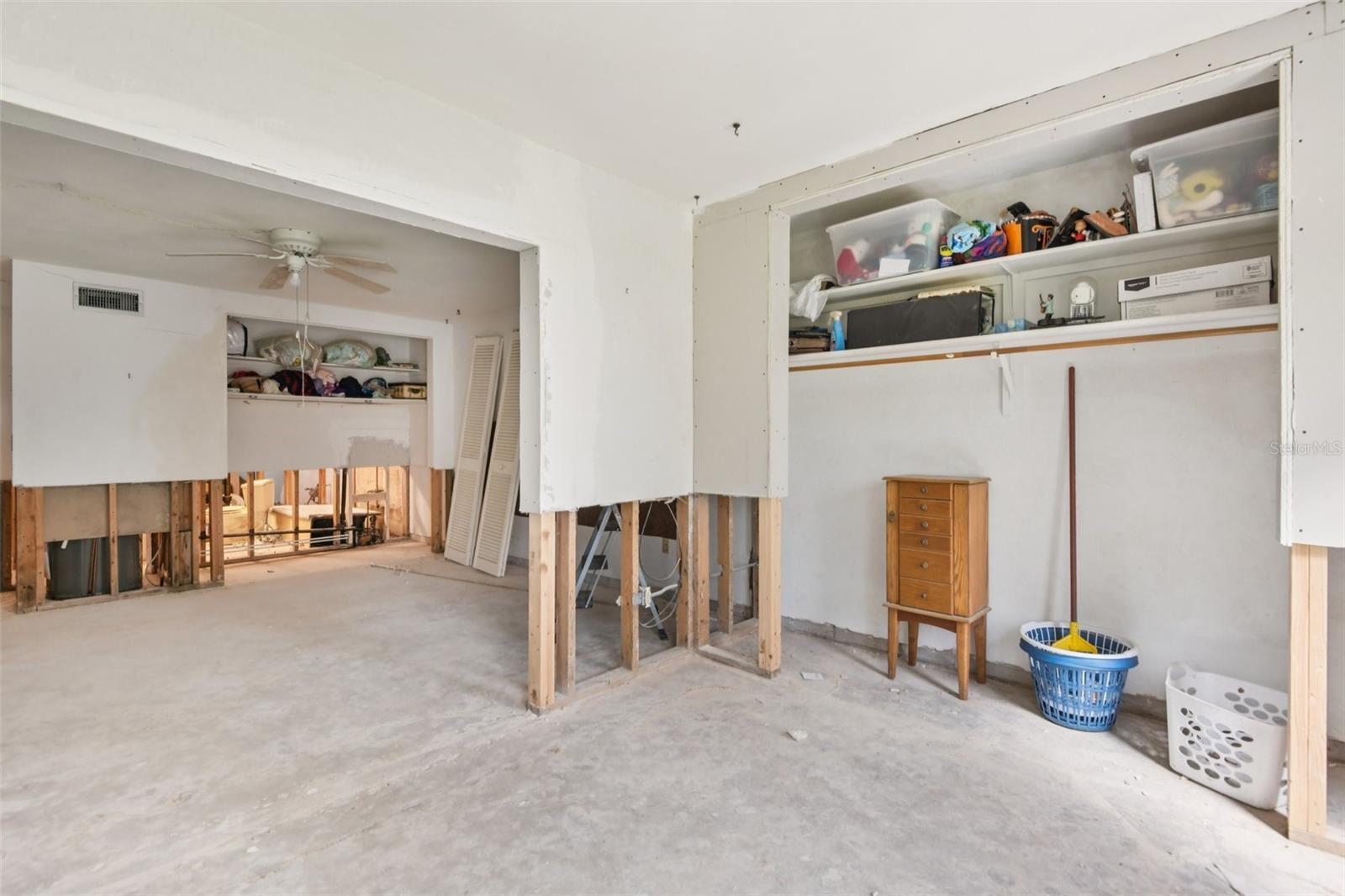 Image 18 of 39 For 4565 Duhme Road 103