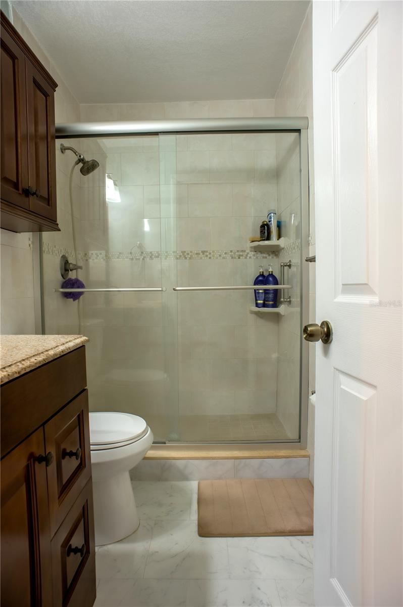 Image 21 of 37 For 2700 Bayshore Boulevard 592