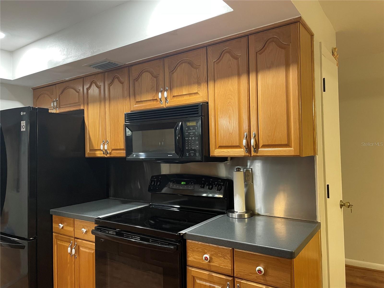Image 16 of 29 For 8303 Lopez Drive
