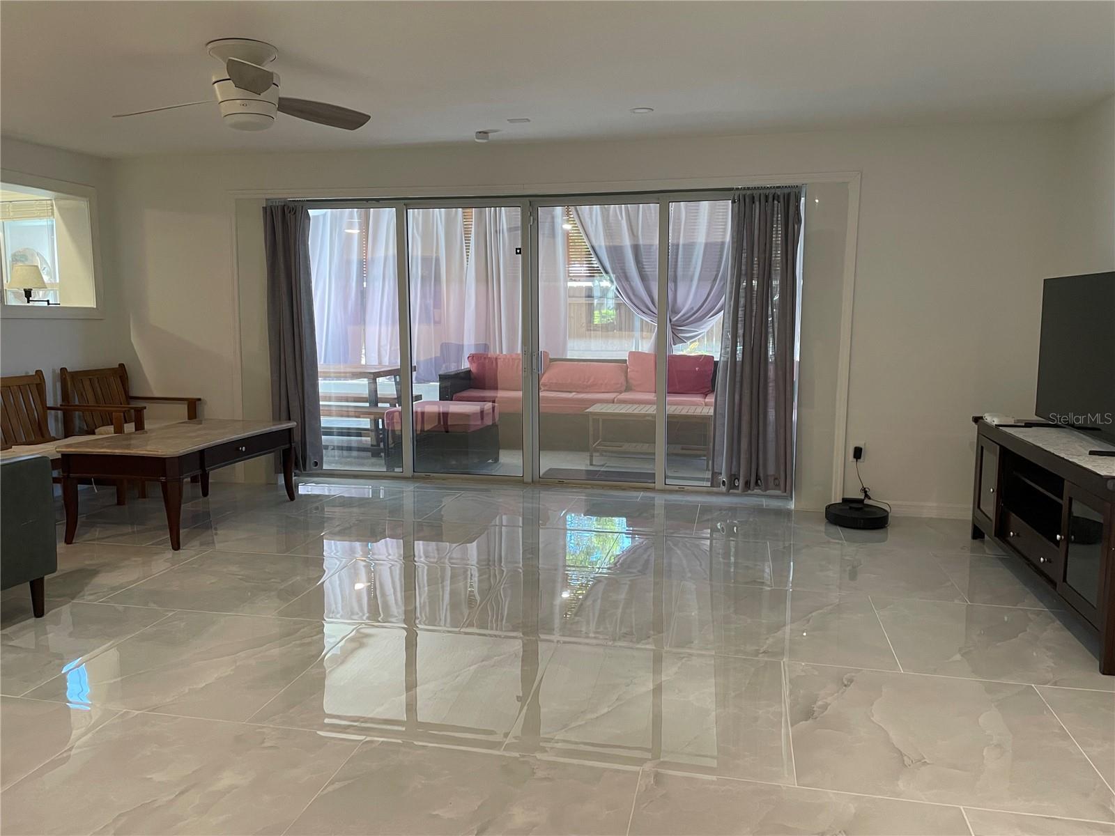 Image 21 of 29 For 8303 Lopez Drive