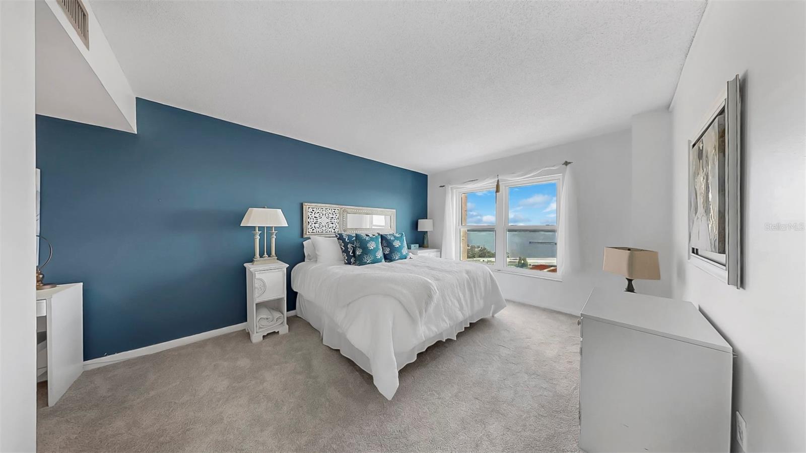 Image 11 of 24 For 4900 Brittany Drive S 1405