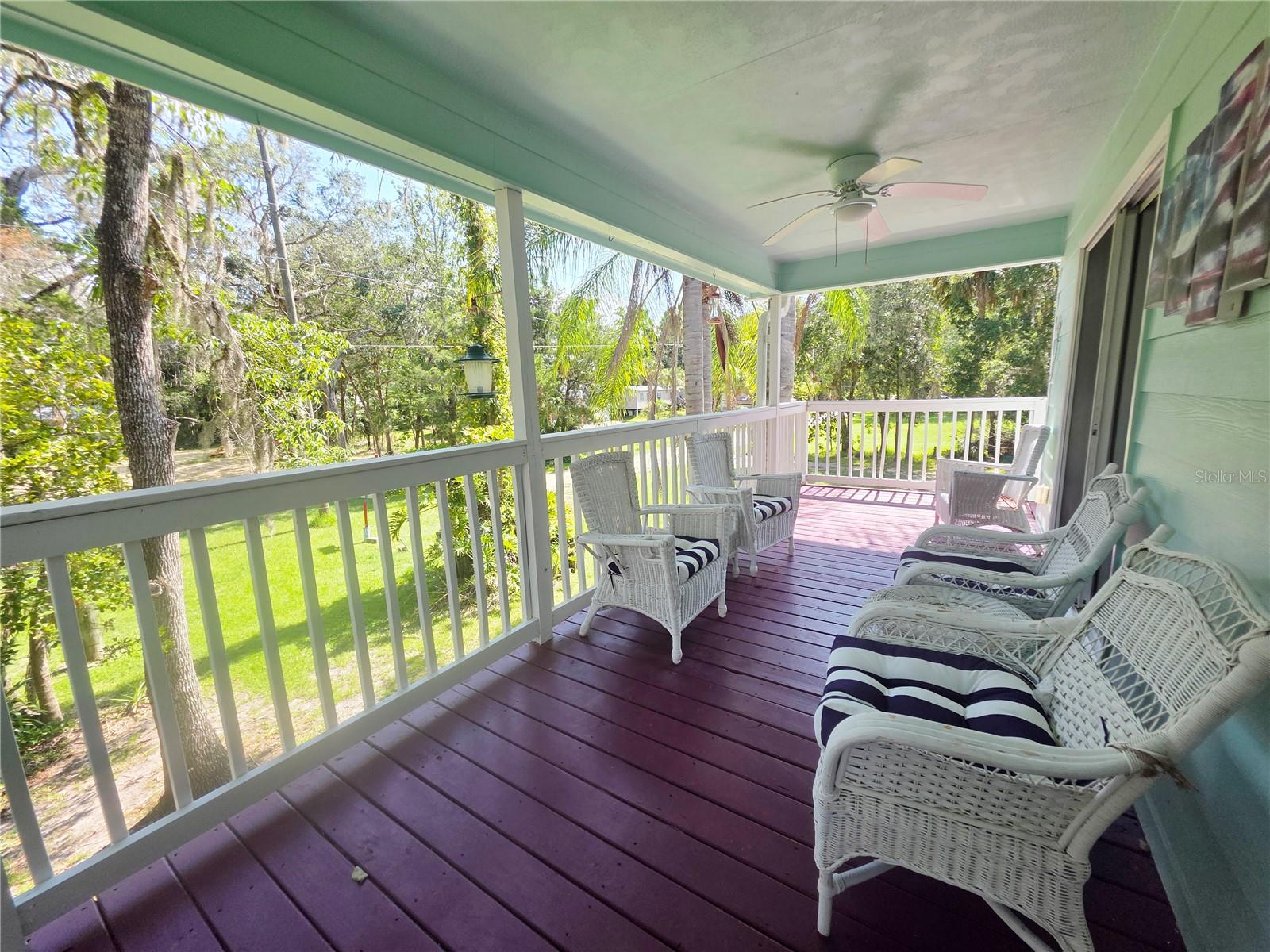 Listing photo id 10 for 10464 Oliver Street