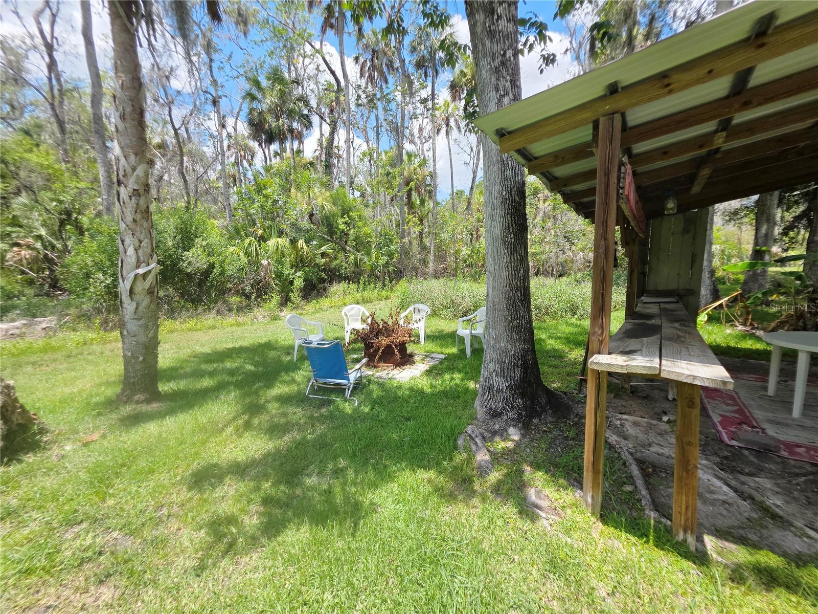 Listing photo id 34 for 10464 Oliver Street
