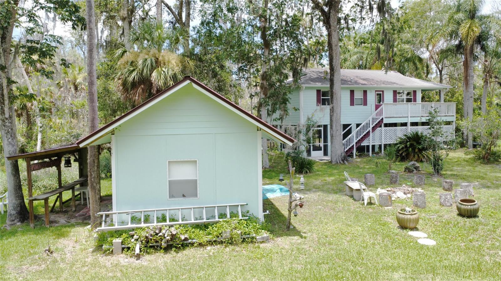 Listing photo id 38 for 10464 Oliver Street