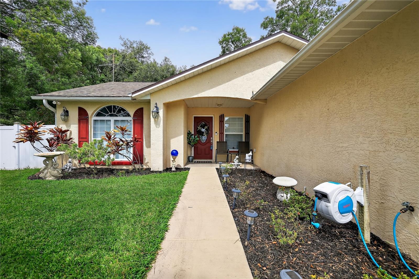 Listing photo id 31 for 5731 17th Street