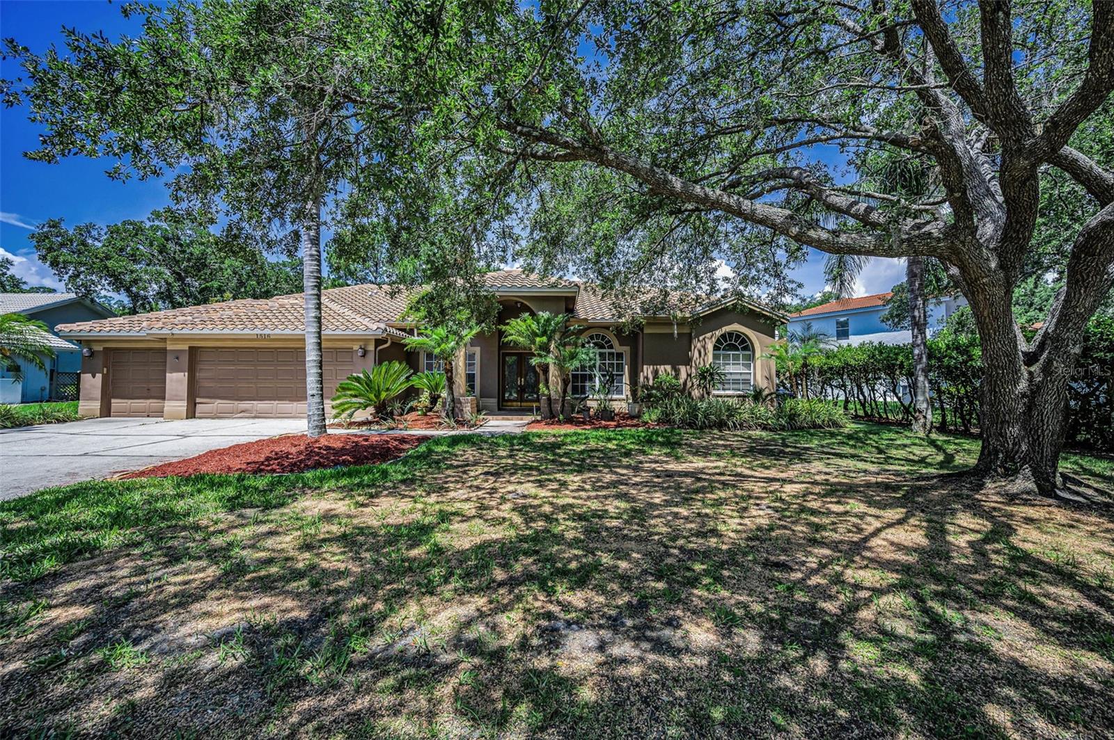 Image 4 of 100 For 1516 Lake Woodlands Parkway