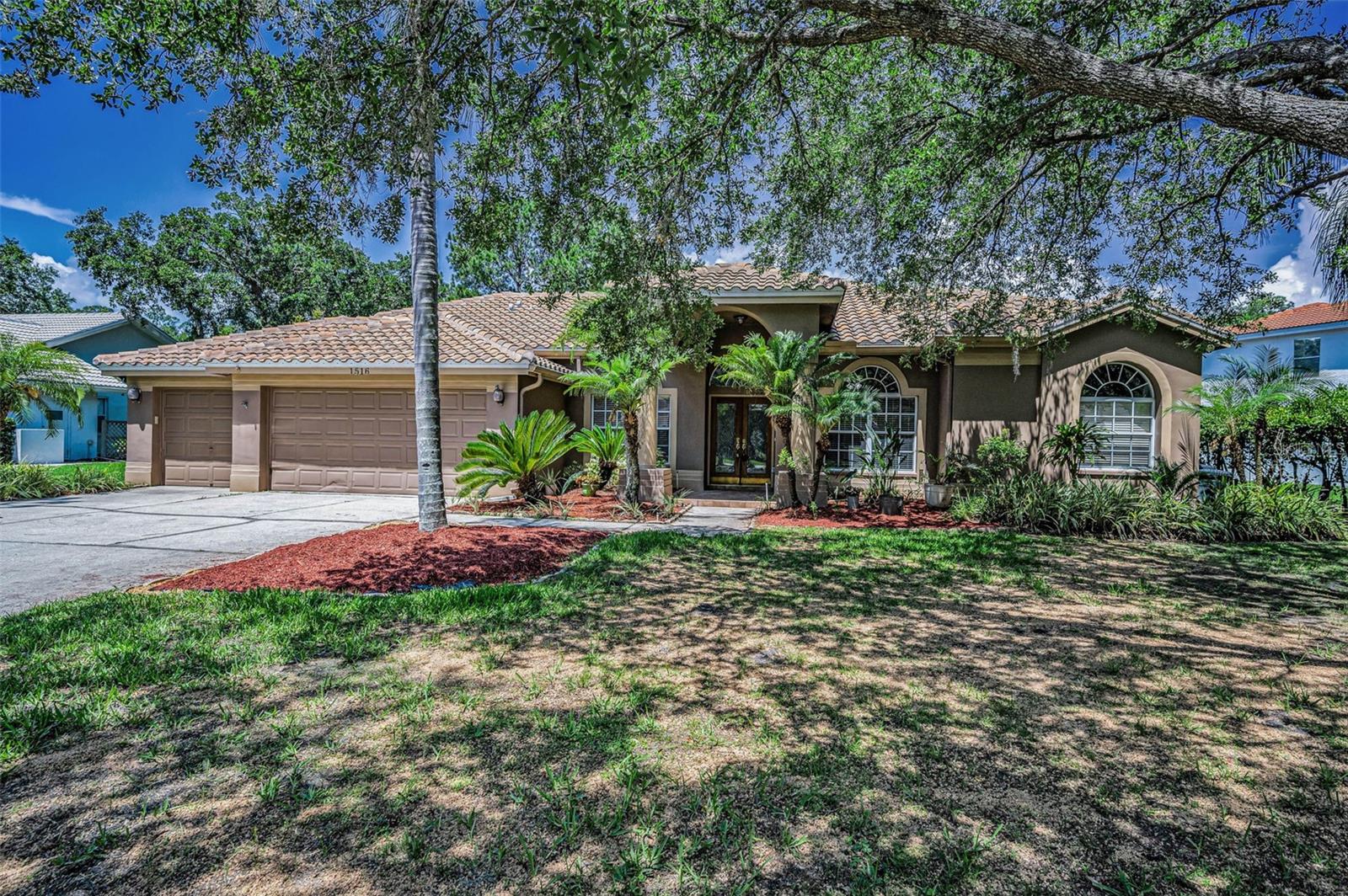 Image 7 of 100 For 1516 Lake Woodlands Parkway