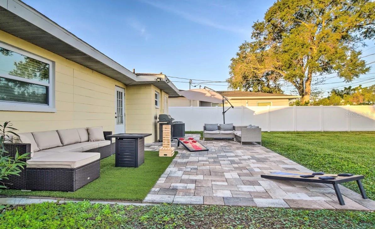 Image 23 of 28 For 10569 86th Avenue