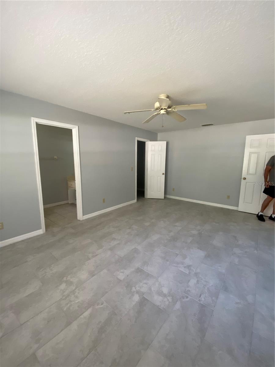 Image 14 of 29 For 8902 191st Circle