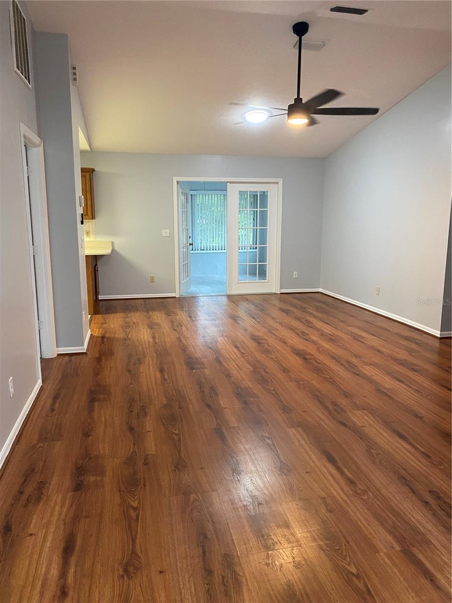 Image 4 of 29 For 8902 191st Circle