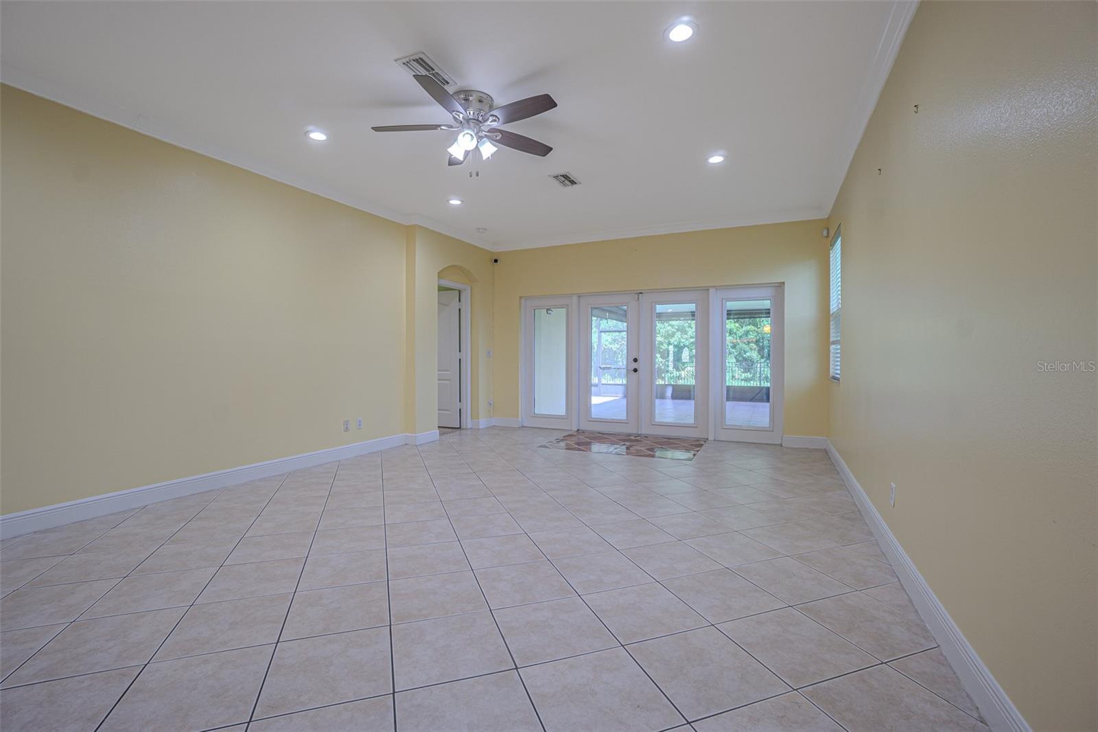 Image 13 of 44 For 20520 Sultana Court
