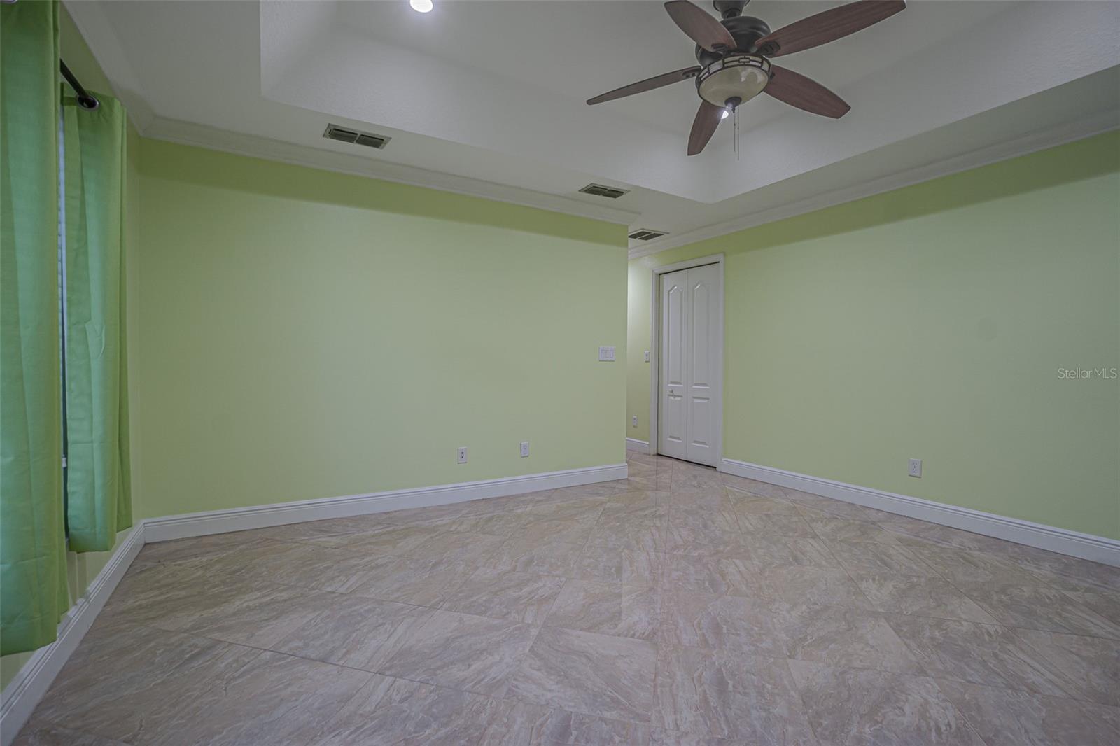 Image 27 of 44 For 20520 Sultana Court