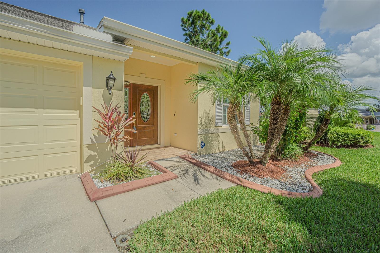 Image 5 of 44 For 20520 Sultana Court