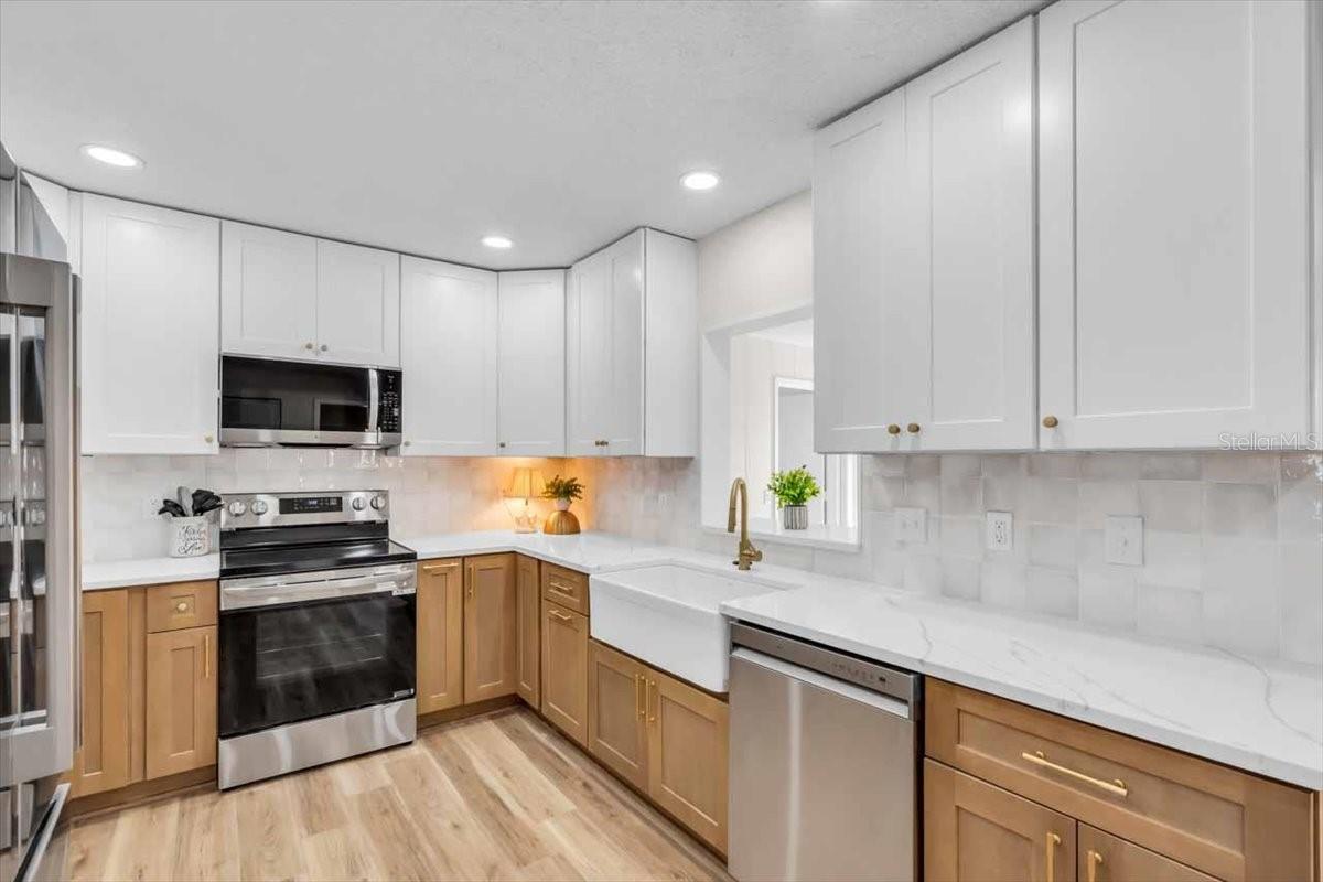 Image 10 of 32 For 162 Circlewood Drive C2-7