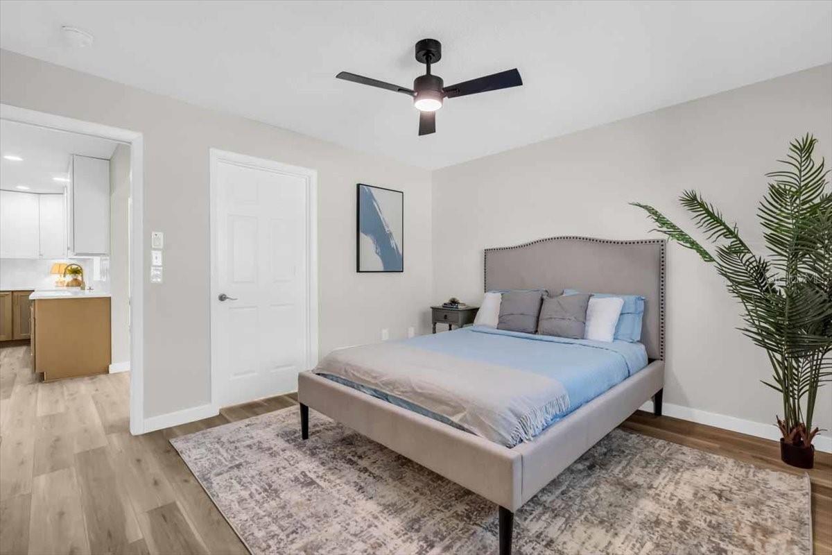 Image 18 of 32 For 162 Circlewood Drive C2-7