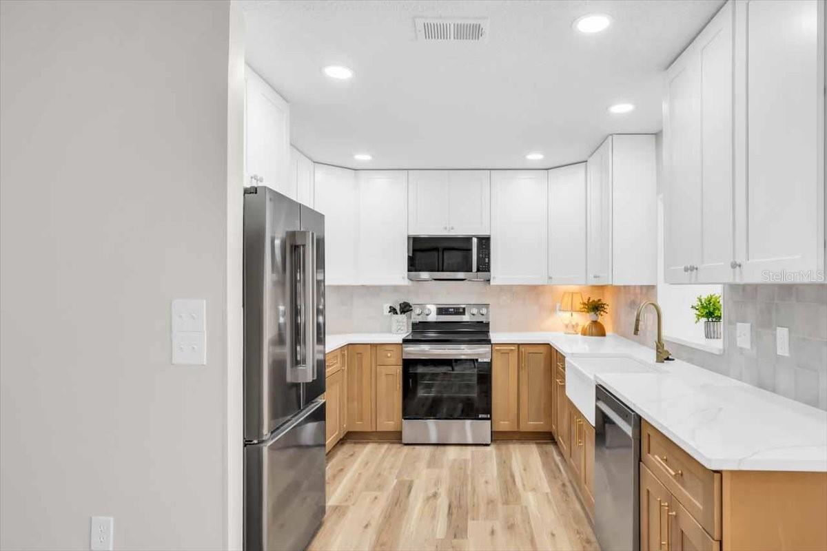 Image 9 of 32 For 162 Circlewood Drive C2-7