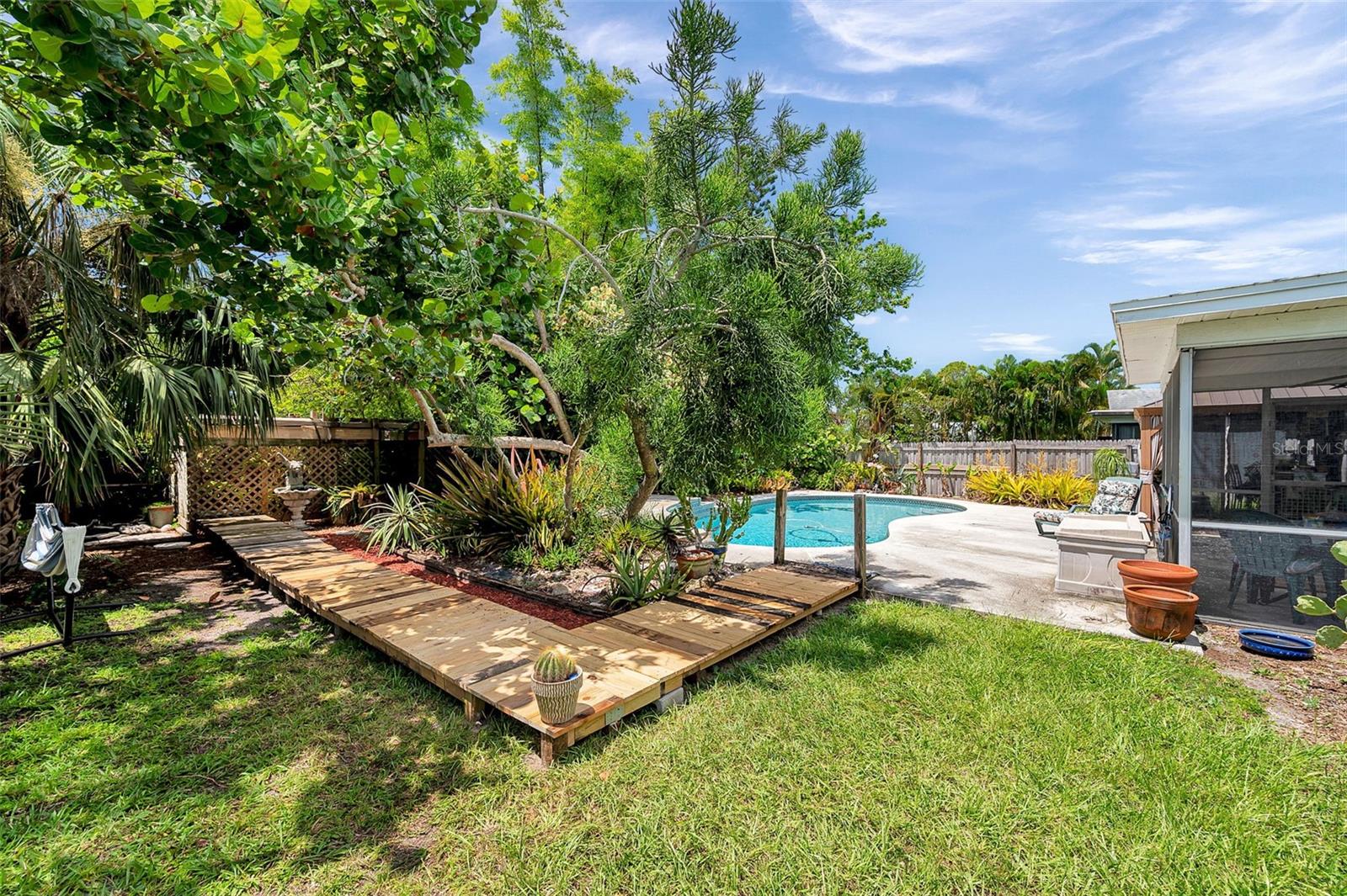 Image 36 of 40 For 7346 118th Terrace