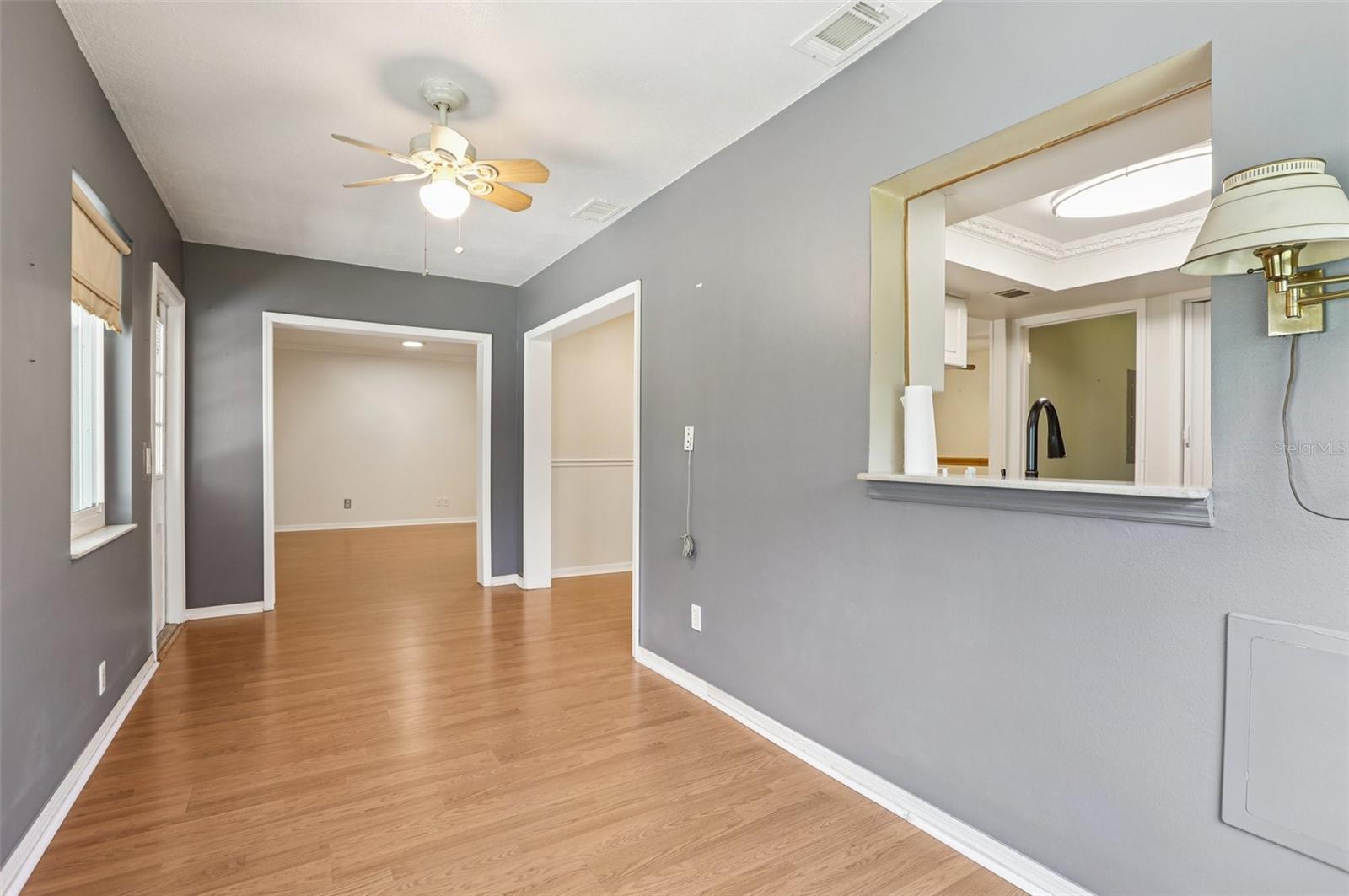 Image 31 of 61 For 310 Thorn Hill Place