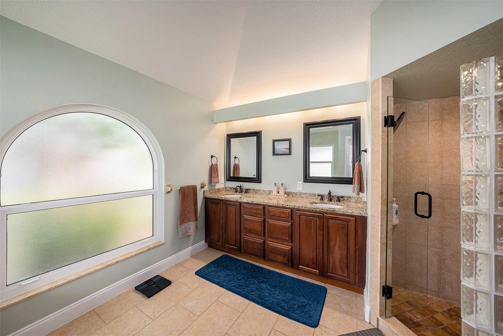 Image 10 of 25 For 11918 Keating Drive