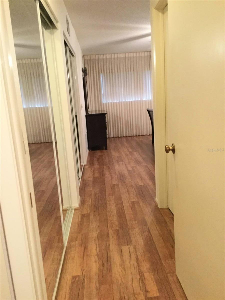 Image 14 of 74 For 2440 World Parkway Boulevard 6