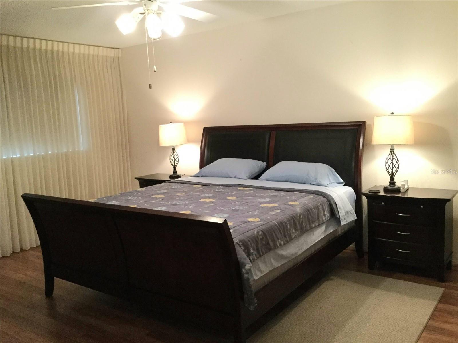 Image 17 of 74 For 2440 World Parkway Boulevard 6