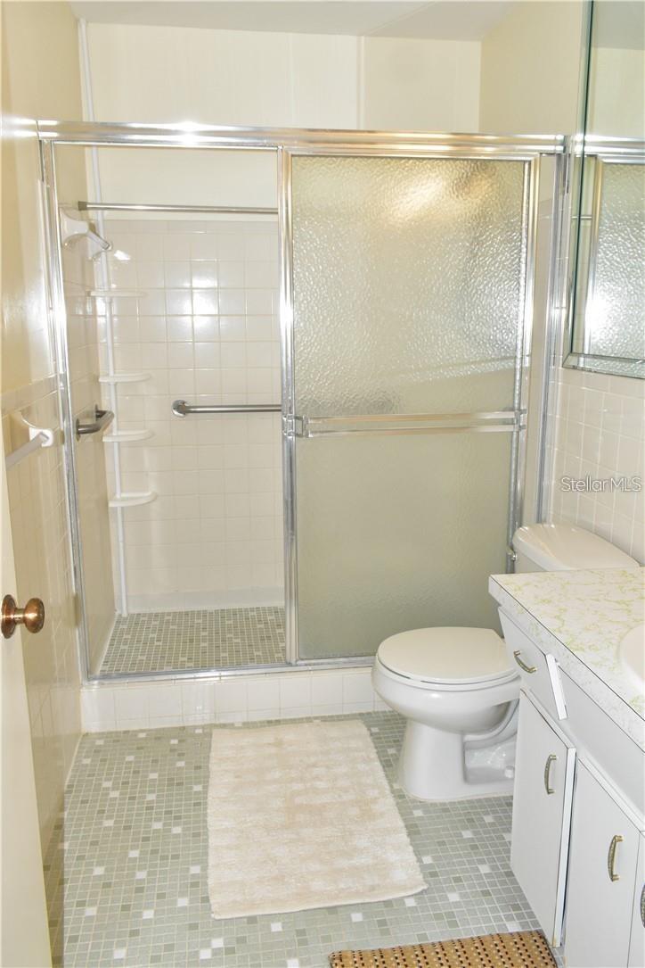 Image 24 of 74 For 2440 World Parkway Boulevard 6