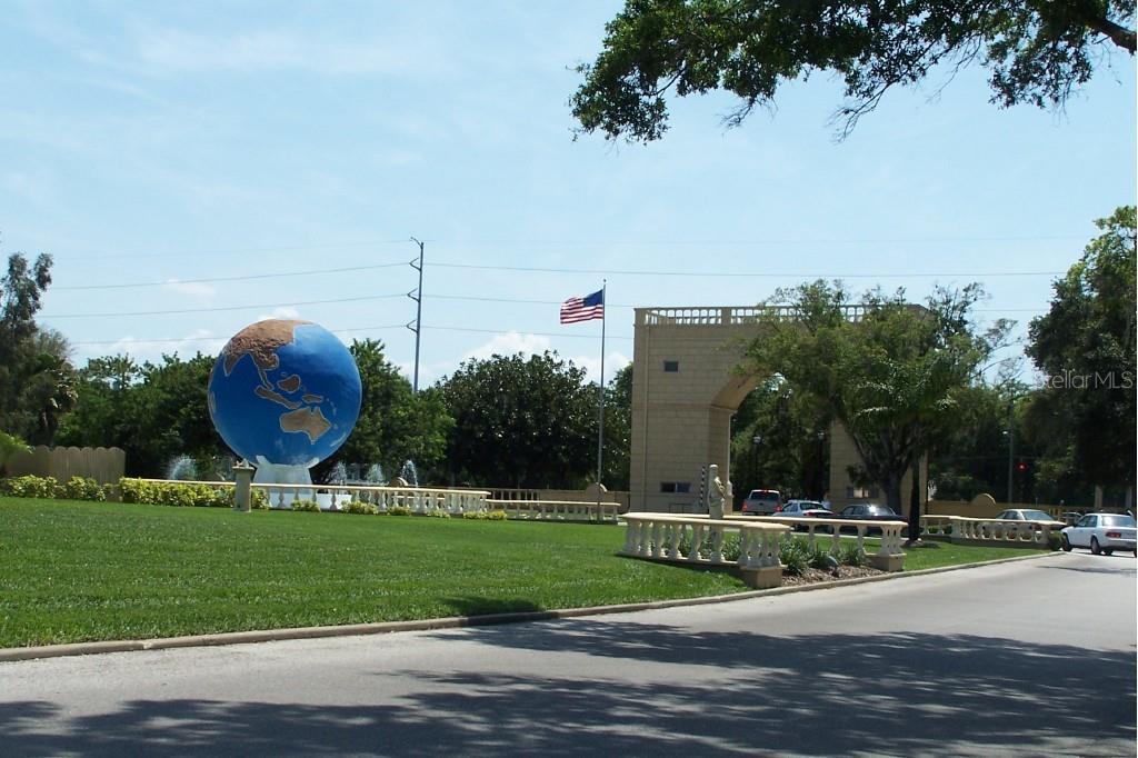Image 40 of 74 For 2440 World Parkway Boulevard 6