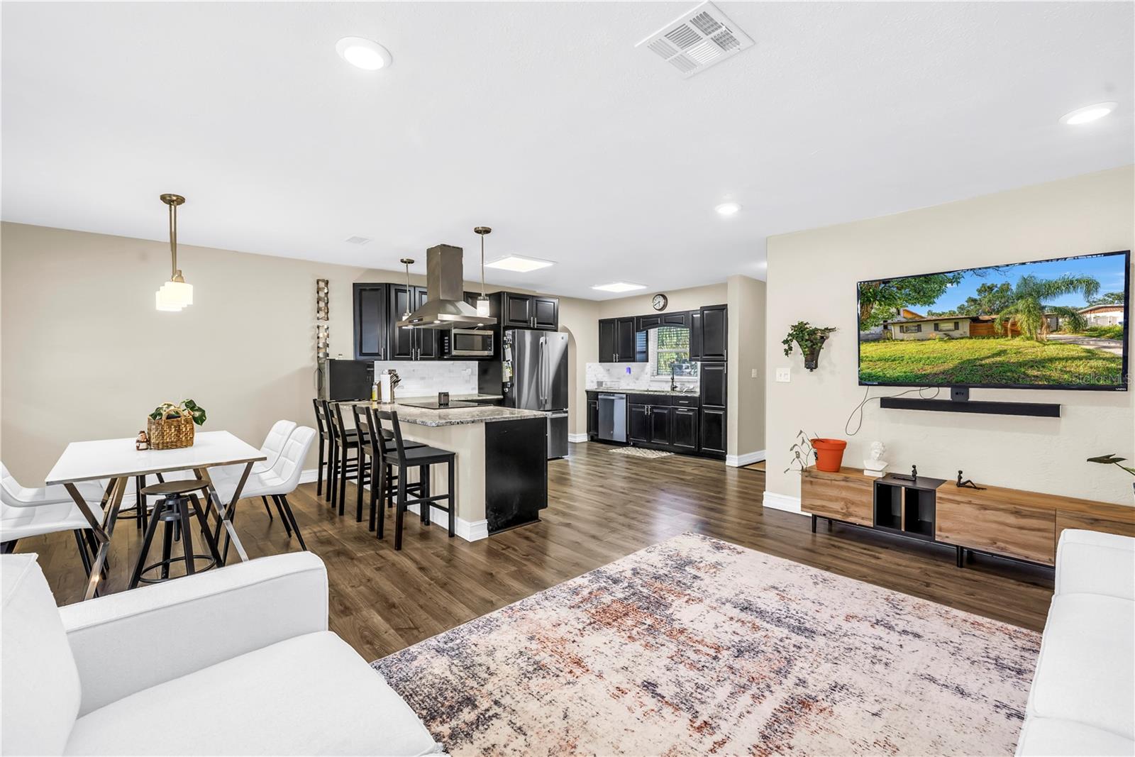 Image 11 of 28 For 4708 Coachman Avenue