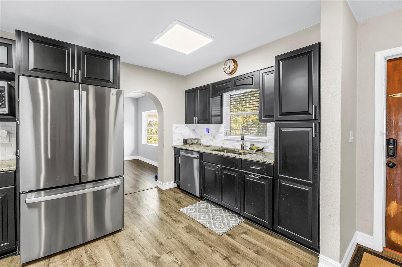 Image 4 of 28 For 4708 Coachman Avenue