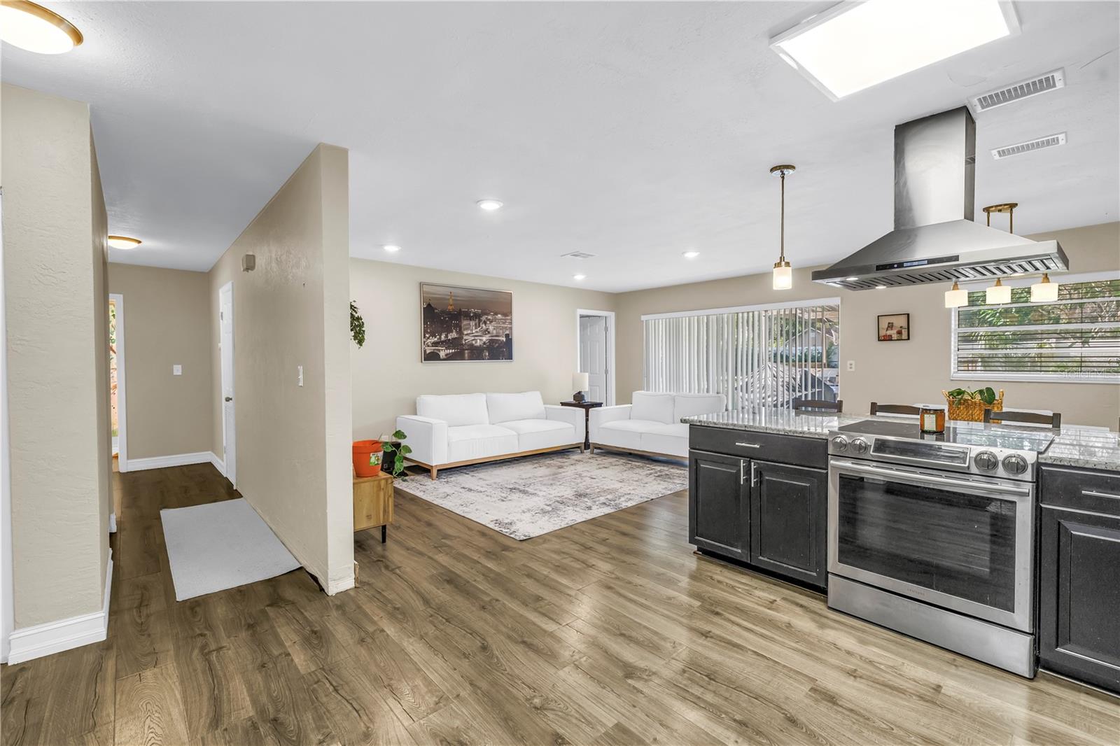 Image 5 of 28 For 4708 Coachman Avenue