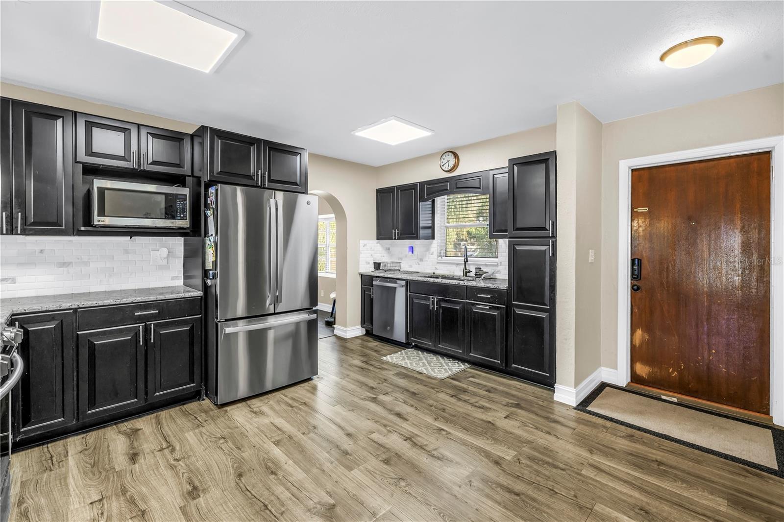 Image 7 of 28 For 4708 Coachman Avenue